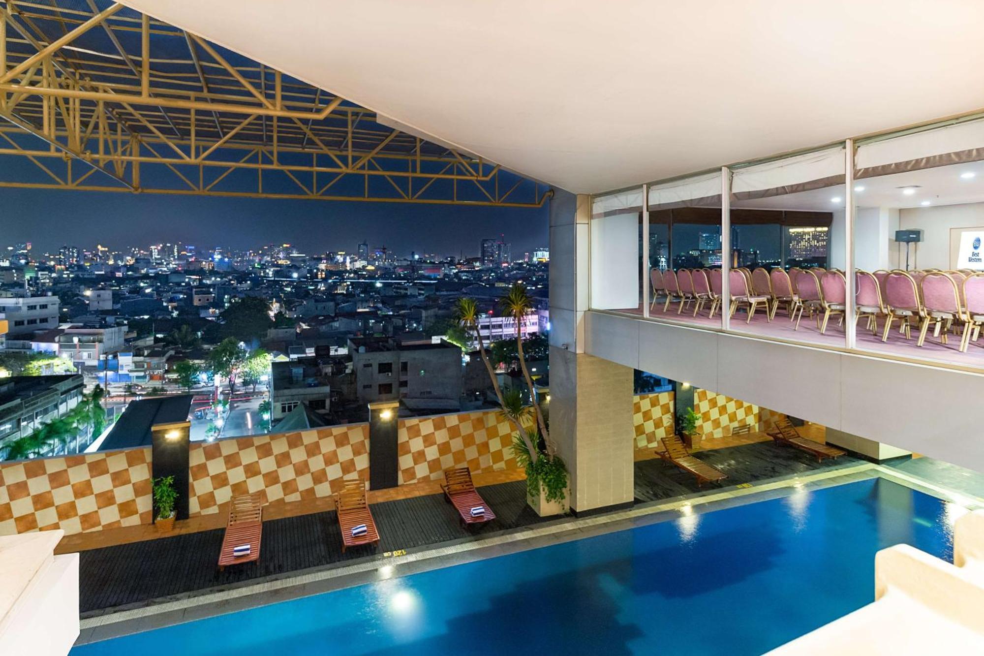 Best Western Mangga Dua Hotel&Residence Jakarta Exterior foto